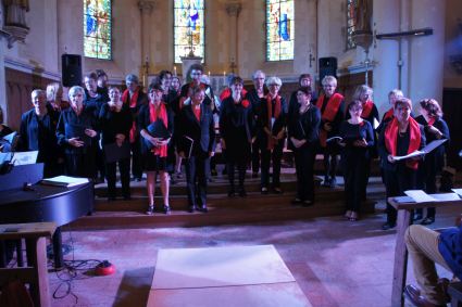 concert du Choeur de l'Université du Maine dirigé par Evelyne Béché -25 juin 2016 - Eglise de Chassillé