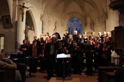 concert du Choeur de l'Université du Maine dirigé par Evelyne Béché - 28 juin 2014, église d'Epineu-le-Chevreuil