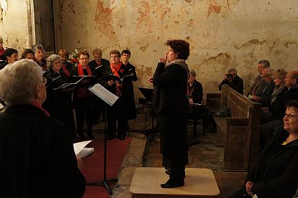 Concert de la chorale Emichante dirigée par Evelyne Béché, 11 juin 2012, église de Lavaré, Sarthe, France