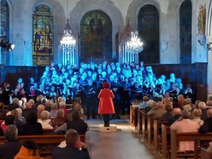 Concert du Choeur de l'Université du Mans et de la Chorale A coeur joie Au Clair Matin, samedi 8 octobre 2022, Sillé-le-Guillaume. En soutien à l'Ukraine