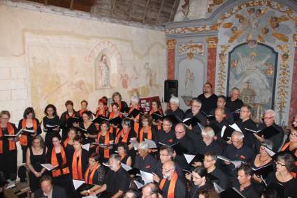 Concert du Choeur de l'Université du Maine, dirigé par Evelyne Béché, église Notre Dame des Champs de Saint-Jean d'Assé (Sarthe), 21 septembre 2014