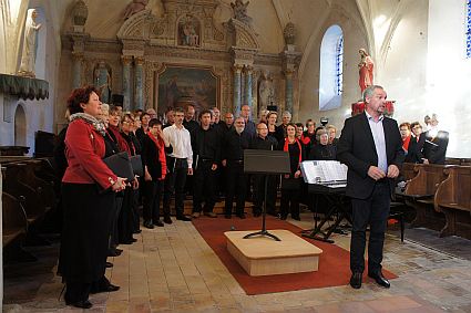 Concert de la chorale Emichante dirigée par Evelyne Béché, 4 juin 2012, église de Cogners, Sarthe, France