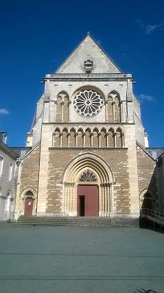 Eglise Saint-Croix, Le Mans (Sarthe, France)